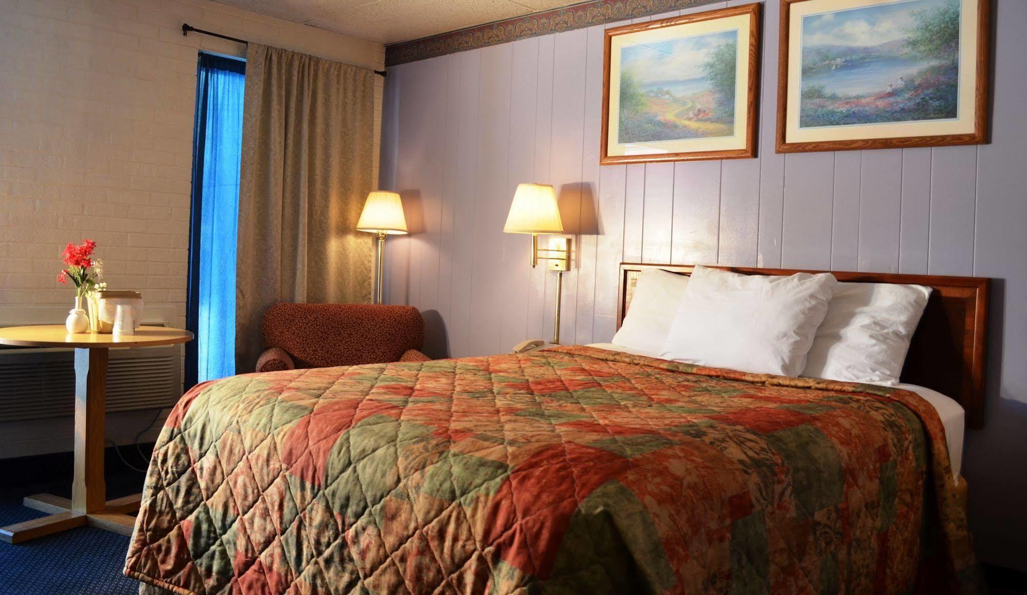 Economy Inn Bluefield エクステリア 写真