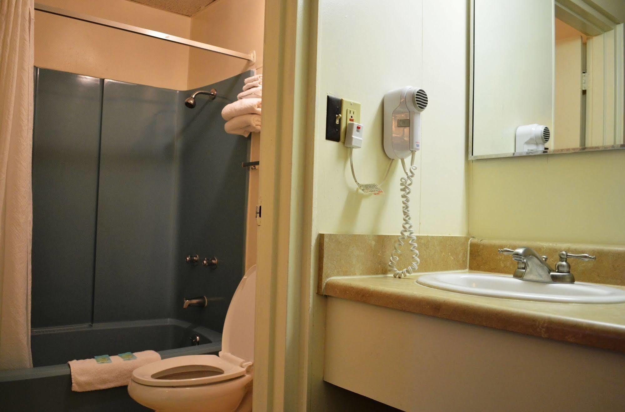 Economy Inn Bluefield エクステリア 写真